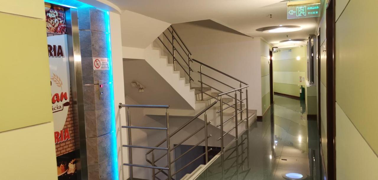 מניזאלס Hotel Dubai מראה חיצוני תמונה