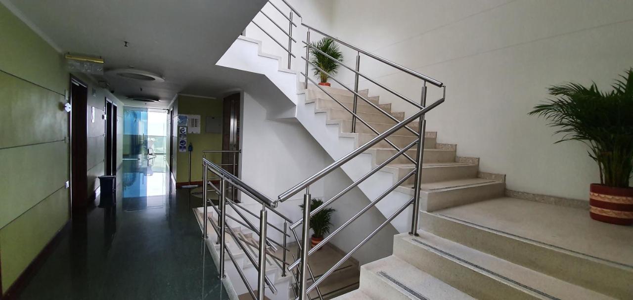 מניזאלס Hotel Dubai מראה חיצוני תמונה