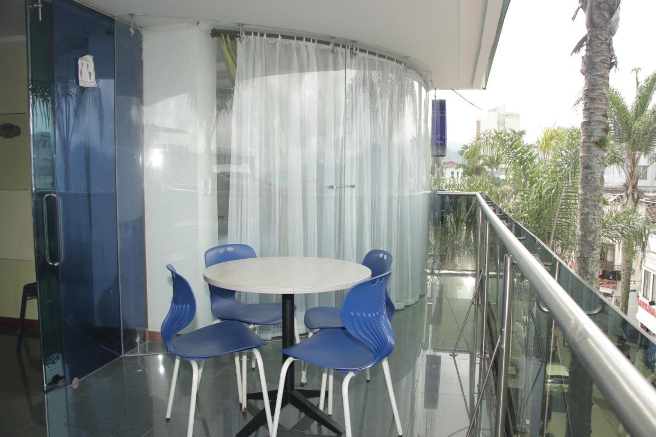מניזאלס Hotel Dubai מראה חיצוני תמונה