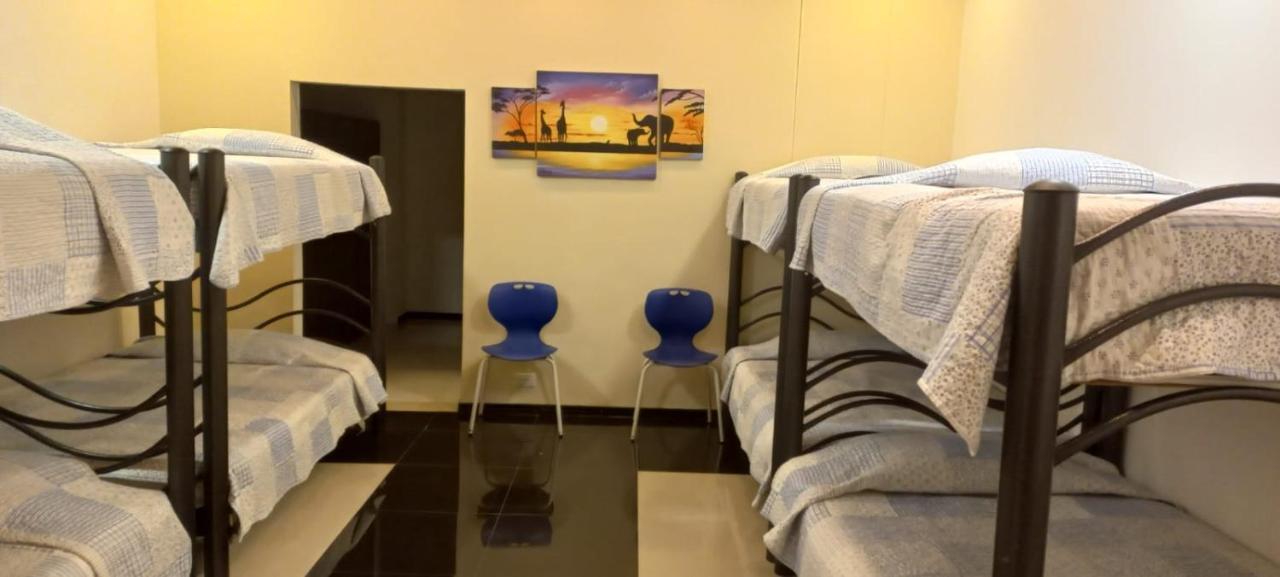 מניזאלס Hotel Dubai מראה חיצוני תמונה